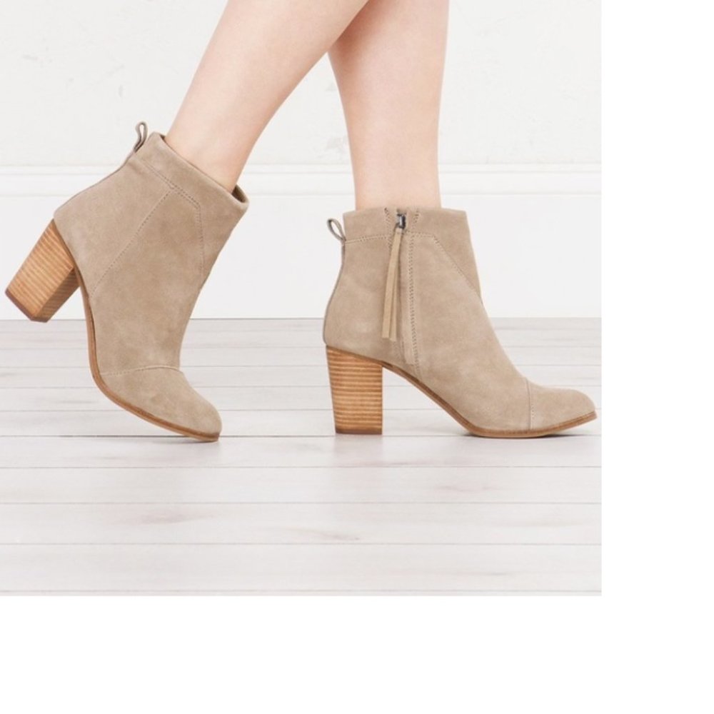 Toms Lunata Taupe Suede Chunky Block Heel Boots